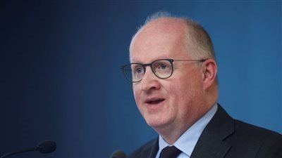 كبير الاقتصاديين: المركزي الأوروبي مستعد لبدء خفض أسعار الفائدة وستكون الطريق وعرة وتدريجية