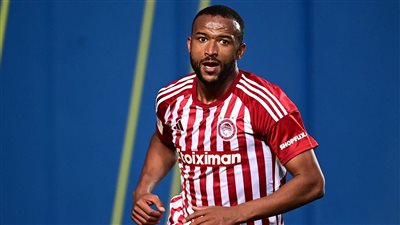 مدرب فيورنتينا يحذر من خطورة أيوب الكعبي قبل نهائي المؤتمر الأوروبي