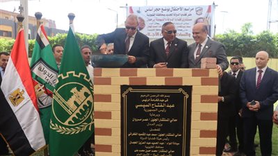 محافظ القليوبية ورئيس هيئة قضايا الدولة يضعان حجر أساس إنشاء مبنى جديد بمدينة بنها