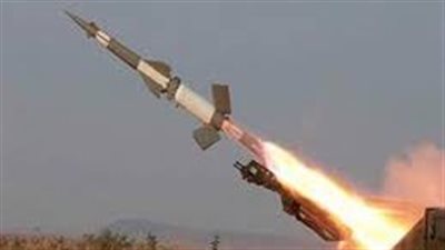 إيران تزود الحوثيين بطراز جديد من الصواريخ الباليستية 