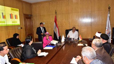  سكرتير عام الأقصر يترأس اجتماع المجلس الاقليمي للسكان