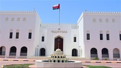 سلطنة عمان تدين تصنيف الأونروا كمنظمة إرهابية