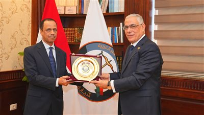 النائب العام يلتقي وفدًا رفيع المستوى من أعضاء هيئة الادعاء بسلطنة عمان الشقيقة