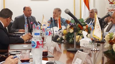  عاجل| مصلحة الضرائب تتفق على أسس المحاسبة الضريبية لنشاط صيد الأسماك من بحيرة السد العالي