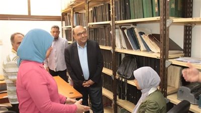 فريق تقييم برنامج منح الجامعات الحكومية يزور مركز رعاية الطلاب ذوي الإعاقة بجامعة أسيوط