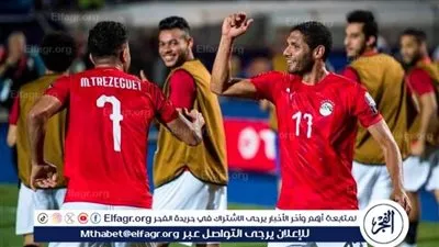النني يداعب تريزيجيه بعد إحرازه هدفين مع منتخب مصر في شباك بوركينا فاسو