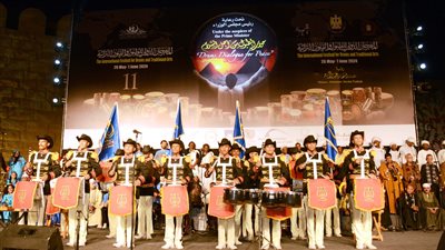 الموسيقات العسكرية تشارك في المهرجان الدولي للطبول والفنون التراثية