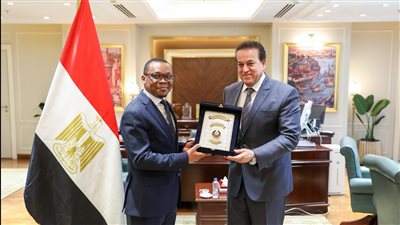 وزير الصحة: تقديم كافة سبل الدعم لدولة غينيا للتصدي لالتهاب الكبد الفيروسي C