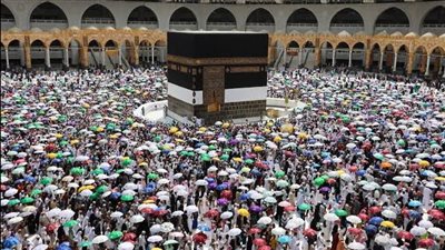 وزارة السياحة والآثار: تسيير 274 رحلة طيران للحج السياحي