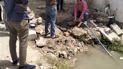 حملات على شبكة مياه الشرب لإزالة التعديات بالمناطق التابعة لفرع النزهة في الإسكندرية