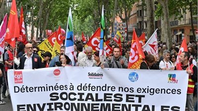 رئيس الوزراء السلوفاكي: ثلث المشاركين في المسيرات المناهضة لحكومتنا في بلادنا هم أوكرانيون