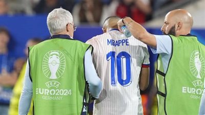 طبيب فرنسا يكشف مدة غياب مبابي عن الملاعب 