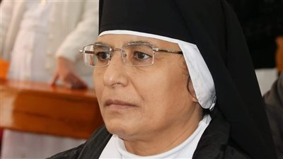 بطريرك الكاثوليك يهنئ ماري مارسيل لانتخابها كرئيسة للراهبات القبطيات لفترة ثانية