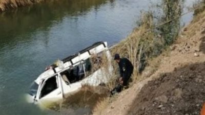 مصرع 3 أطفال فى انقلاب سيارة بمياه ترعة بالشرقية