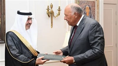 صالح الحصيني.. السفير السعودي الجديد لدى مصر يسلم أوراق اعتماده لوزير الخارجية