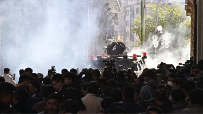 عاجل - مشاهدة فيديو لحظة تنفيذ انقلاب عسكري في بوليفيا