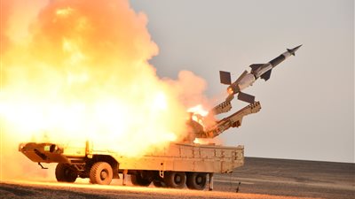 قائد قوات الدفاع الجوي: كتائب الصواريخ منعت العدو الإسرائيلي من الاقتراب من قناة السويس