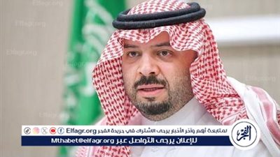 أمير منطقة الحدود الشمالية يقدم العزاء لأسرة الخليوي