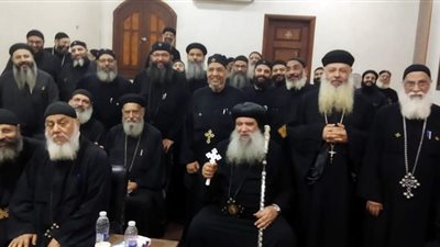 الأنبا سيداروس يترأس اجتماع كهنة قطاع عزبة النخل والمرج