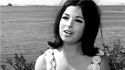 يحيى الموجي: نجاة الصغيرة بصحة جيدة لكن لا تستطيع الوقوف على خشبة المسرح