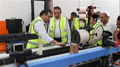في أولى جولاته الميدانية.. وزير قطاع الأعمال يتفقد مصانع غزل المحلة