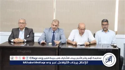 رئيس مياه الفيوم يجتمع برؤساء شبكات مياه الشرب لبحث آلية تحسين الخدمات المقدمة للمواطنين 