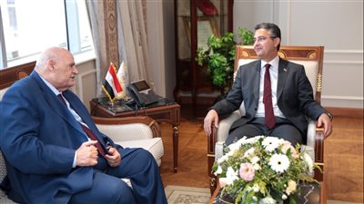 وزير التموين يلتقي رئيسي صناعة الحبوب وشعبة المخابز 