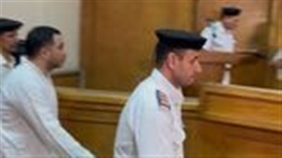 سفاح التجمع يرفض انتداب محامٍ له بعد انسحاب دفاعه