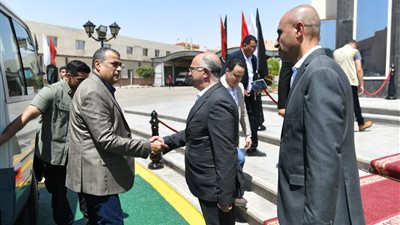 عقب جولته التفقدية بشركة 