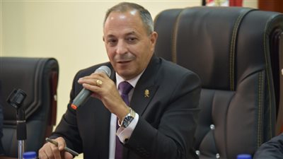 في لقائه بالمستثمرين.. محافظ بورسعيد يؤكد: مواصلة العمل للنهوض بالقطاع الصناعي