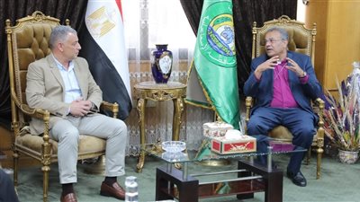 خلال جولته الرعوية بالإسماعيلية.. رئيس الطائفة الإنجيلية يلتقي المحافظ للتهنئة ويشارك في رسامة وتنصيب قس وشيوخ وشمامسة جدد لكنيسة القنطرة غرب