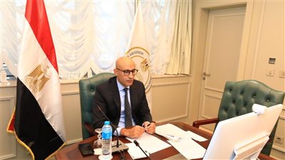 عبداللطيف يشارك في اجتماع اللجنة الإشرافية العليا لمشروع النموذج العربي للجودة والتميز 