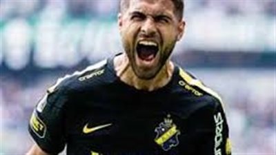 10 معلومات عن الفلسطيني عمر فرج مهاجم الأهلي المحتمل