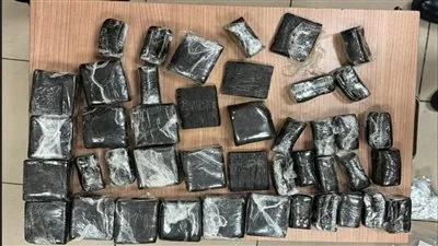 5 كيلو حشيش.. الأمن يضبط تاجر حال محاولته تهريب مواد مخدرة بميناء القاهرة