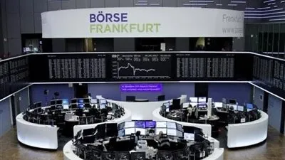 انخفاض الأسهم الأوروبية بأكثر من 1% مع تدهور أداء قطاع الخدمات المالية