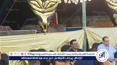 الفنان محمد رجب يؤدي واجب العزاء في المنتجين حسام شوقى وفتحى اسماعيل ومحمود كمال بالغربية (فيديو)