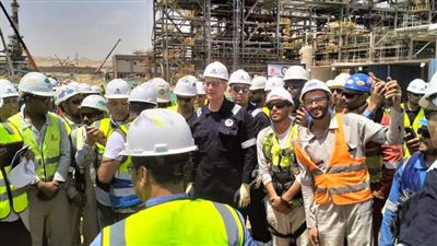 وزير البترول يتفقد مشروعات زيادة إنتاج السولار بأسيوط 