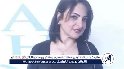 الدكتور مصطفى ثابت والعاملون ببوابة 