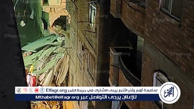 ننشر لحظة انتشال أولى ضحايا العقار المنهار بالساحل