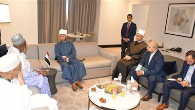 وزير الأوقاف يستقبل رئيس مجلس العلماء الكاميروني