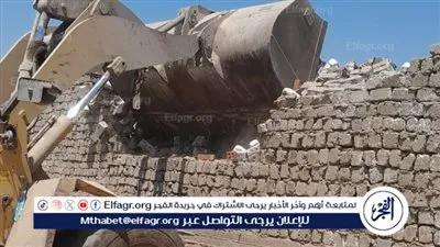 إزالة حالة تعد على الأراضى الزراعية بالفيوم 