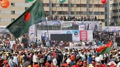 بنغلادش.. مطالبات بتولي حائز على جائزة نوبل زمام السلطة