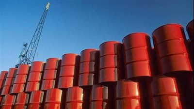 النفط يحقق مكاسب أسبوعية تزيد عن 3.5%