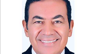  أستاذ الكيمياء الحيوية بعلوم المنصورة يلقي المحاضرة الشرفية بالمؤتمر العالمي للأورام 