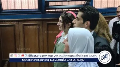 انهيار زوجة عصام صاصا بعد النطق بالحكم