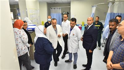 محافظ أسيوط يقوم بزيارة مفاجئة لمستشفى أبوتيج النموذجي