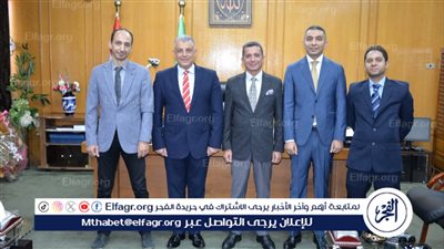 محافظ الإسماعيلية يستقبل ممثلي الجهاز القومي لتنظيم الاتصالات لمناقشة خطة إطلاق ندوات توعوية للمجتمع المدني