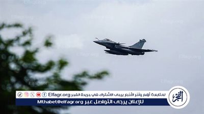 مقاتلتان من طراز 