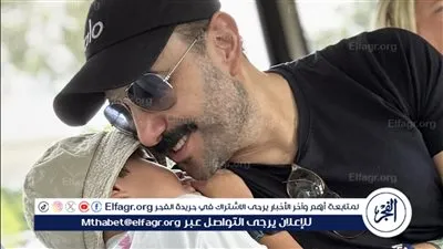 برفقة ابنه قصي خولي يتألق بأحدث ظهور له