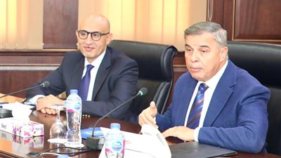 عبد اللطيف: تحفيز الطالب أهم عناصر النجاح.. وتعديل لائحة الانضباط المدرسي